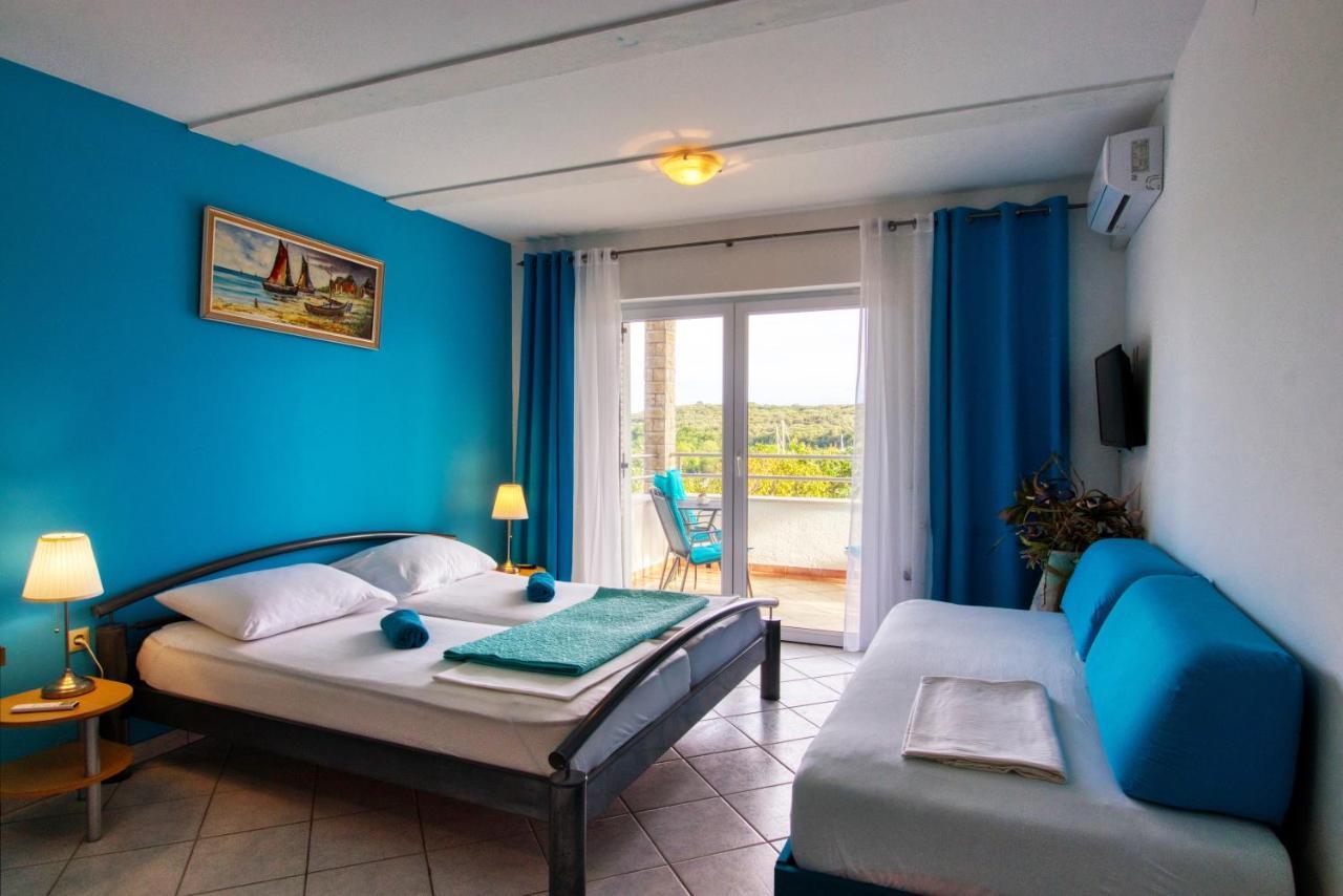 Apartman Studio Pula Exterior photo